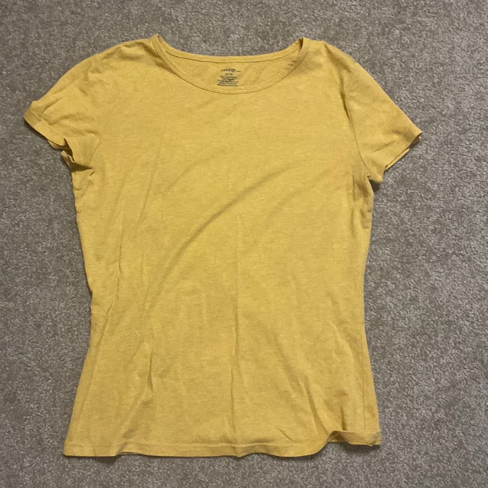 Golden yellow t shirt